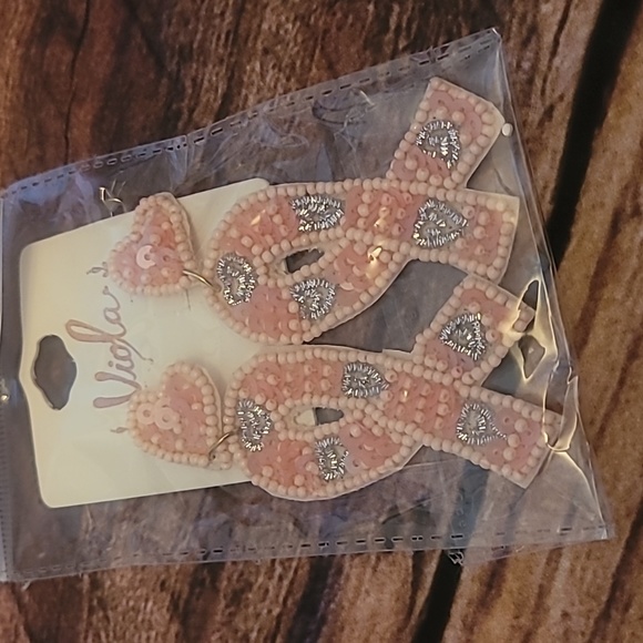 Pink Breast Cancer Ribbon Seed Bead Earrings - Picture 7 of 8